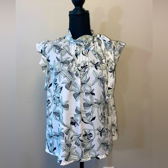 Liz Claiborne Tops - Liz Claiborne  Print Small Flutter Sleeve Side Tie Neck Blouse Mint Floral Print